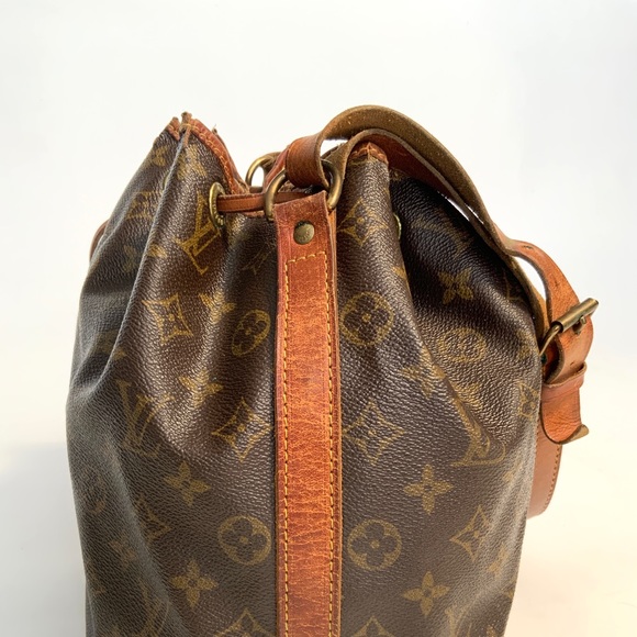 Vintage Original Louis Vuitton Monogram Canvas Bucket Bag, 1970s - 1980s - Picture 4 of 13